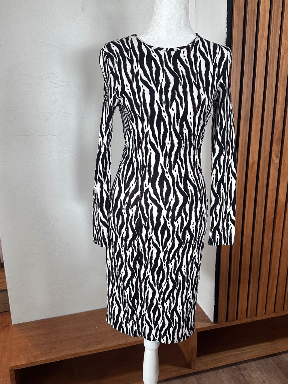 H&M dress